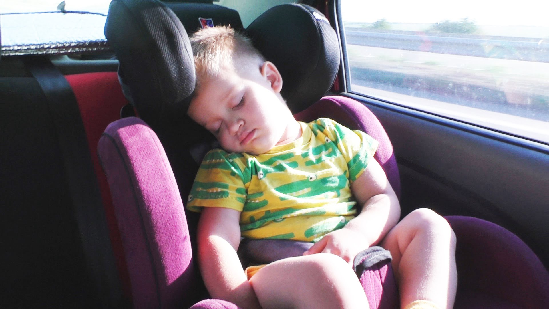 Edem-na-More-v-mashine-Ostanovki-Pervoe-kupanie-To-the-sea-on-the-car