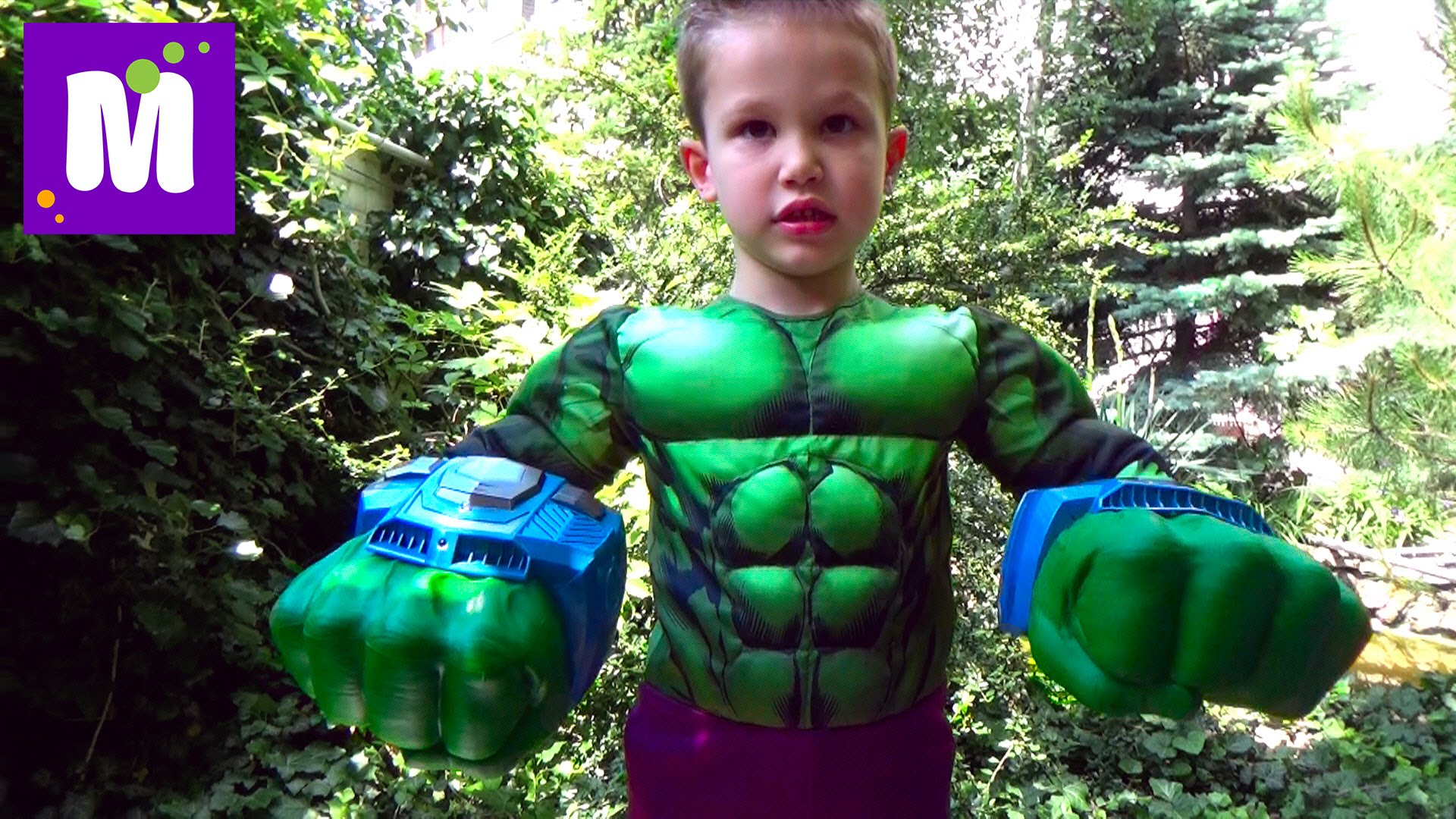 Halk-bolshoj-kamen-s-igrushkami-Marvel-raspakovka-Marvel-Hulk-Giant-stone-with-toys-unboxing