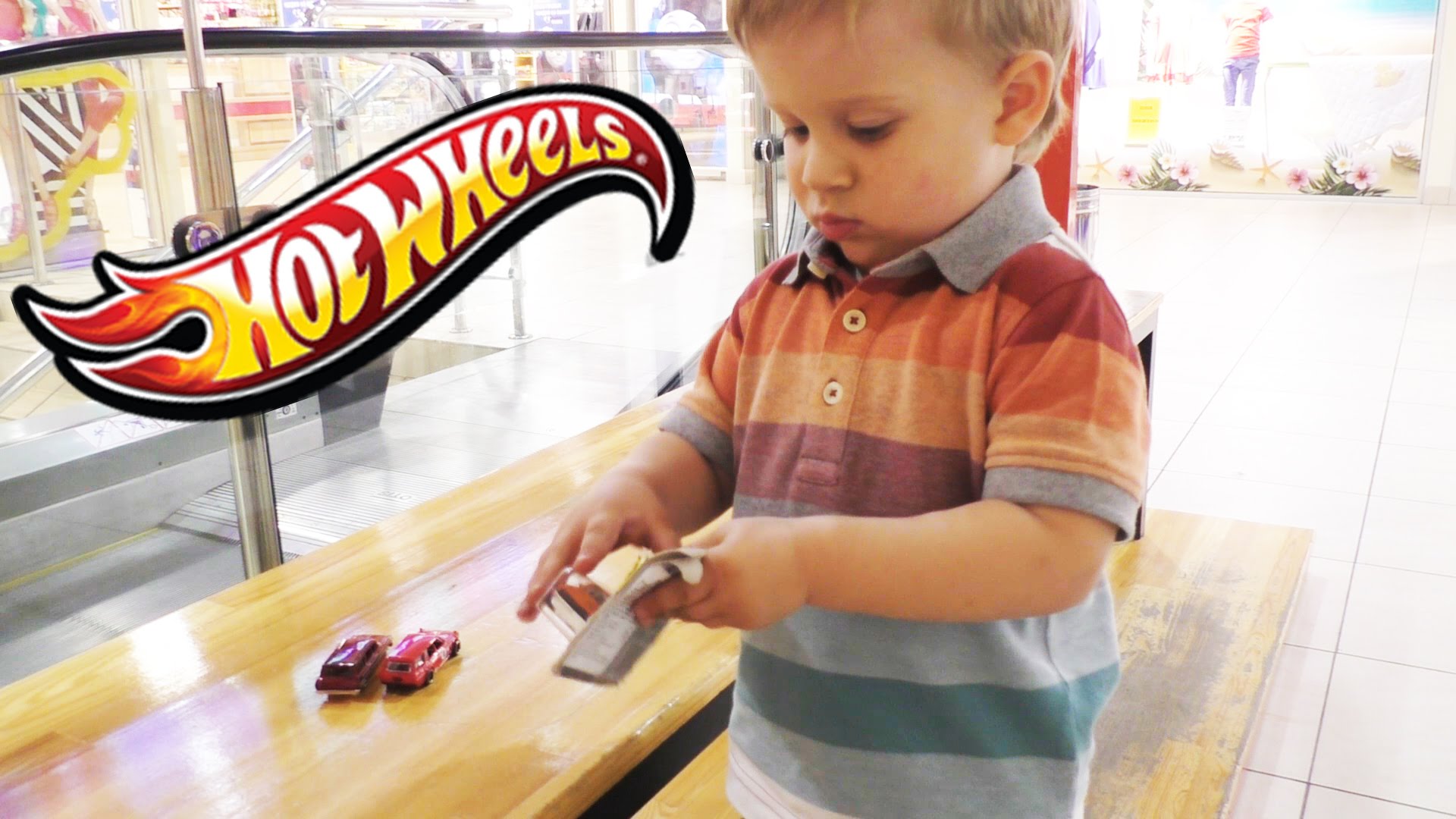 Hot-Vills-otkryvaem-novye-mashinki-v-Drim-Taun-Kiev-HOT-WHEELS-CARS-open-new-toys-Dream-Town