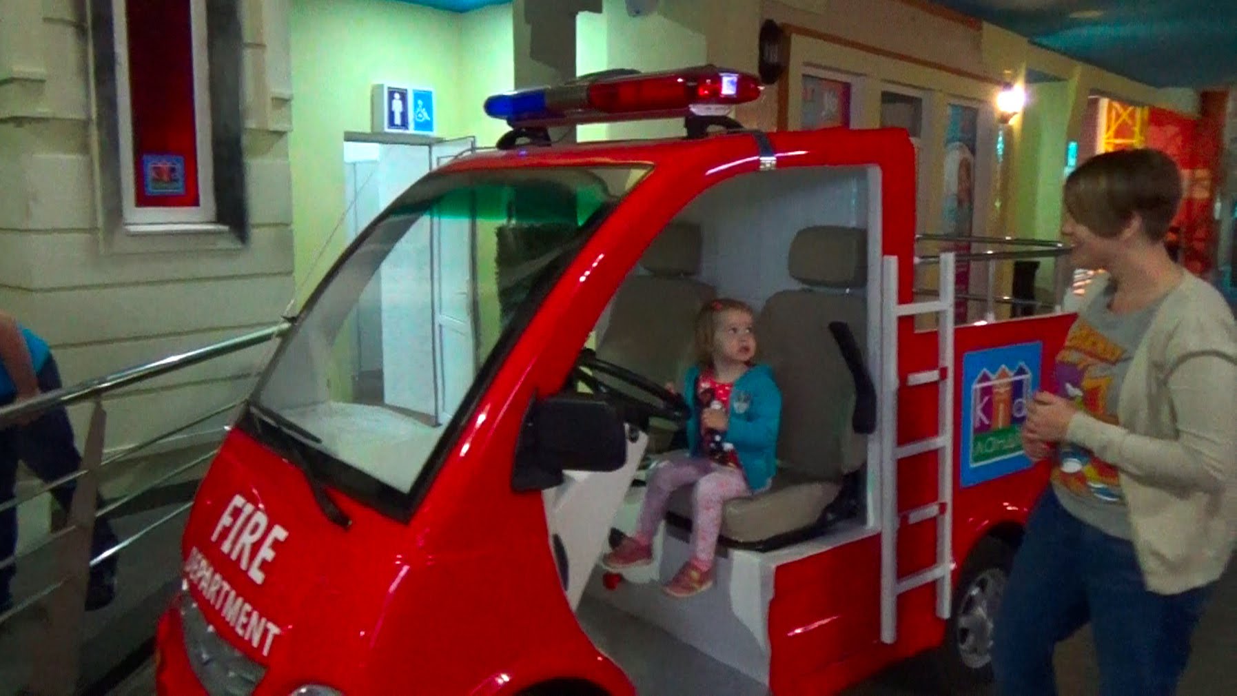 Kiev-Den4-hodim-po-TRTS-Guliver-magazin-Planeta-Igrushek-Kidlandiya-detskij-kompleks