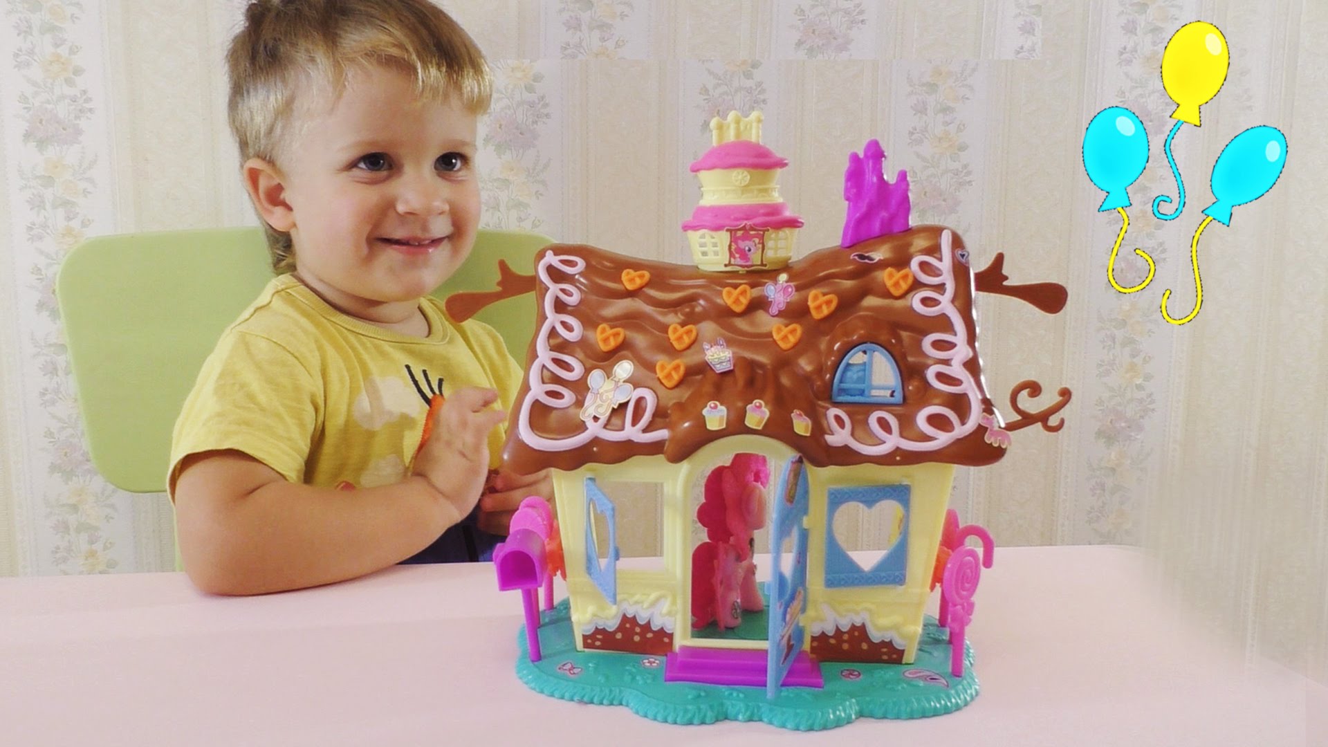 My-Little-Pony-Pryanichnyj-Domik-raspakovyvaem-i-skladyvaem-Unpacking-Gingerbread-House-set