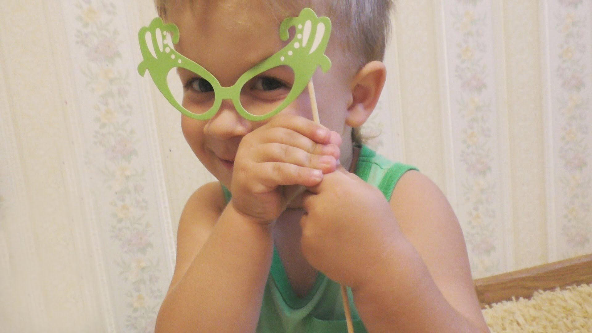 Razvlekaemsya-Primeryaem-atributiku-dlya-fotosessij-Attributes-for-photo-shoots