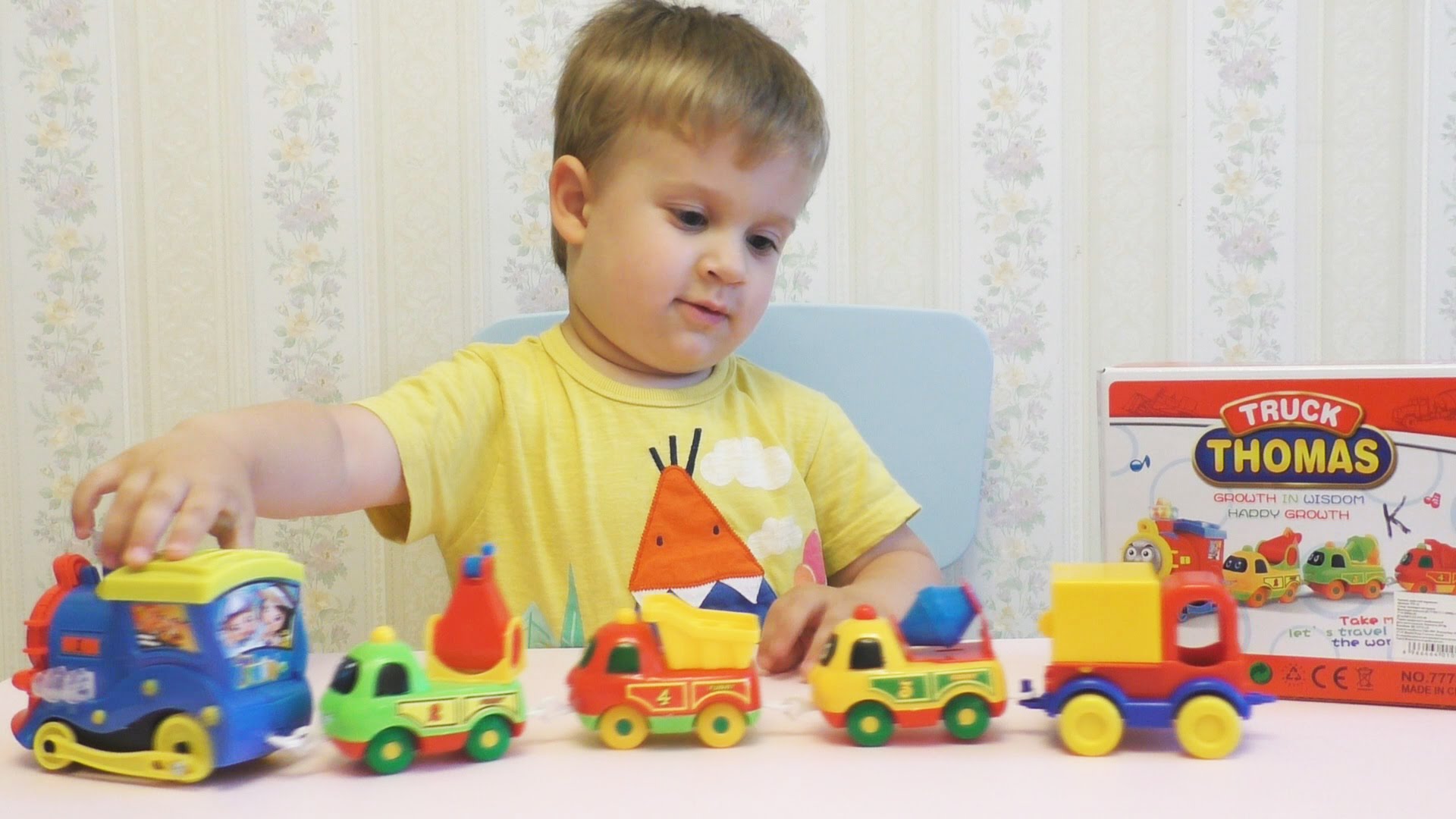 TOMAS-I-EGO-DRUZYA-parovozik-novyj-otkryvaem-igraem-thomas-and-friends