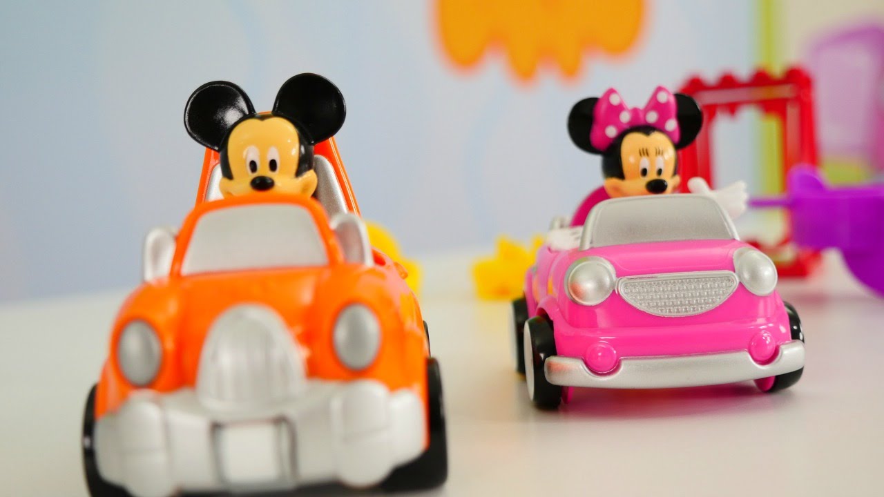 Video-pro-mashinki-Mikki-Maus-i-igrushki-SHHenyachij-patrul.-Volshebnaya-korobka-i-igry-dlya-detej-s-Mashej