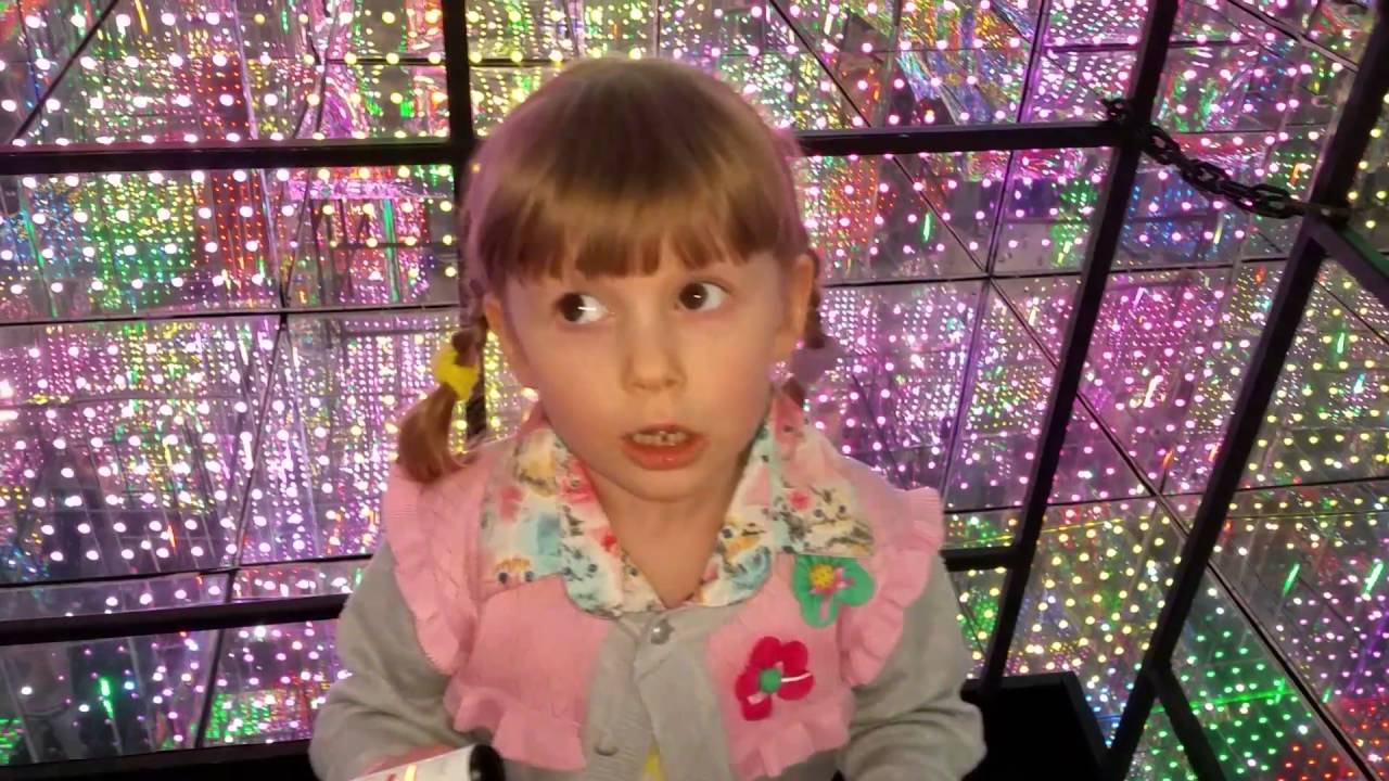 RAZVLECHENIYA-DLYA-DETEJ.-KUB-BESKONECHNOSTI-DLYA-DETEJ