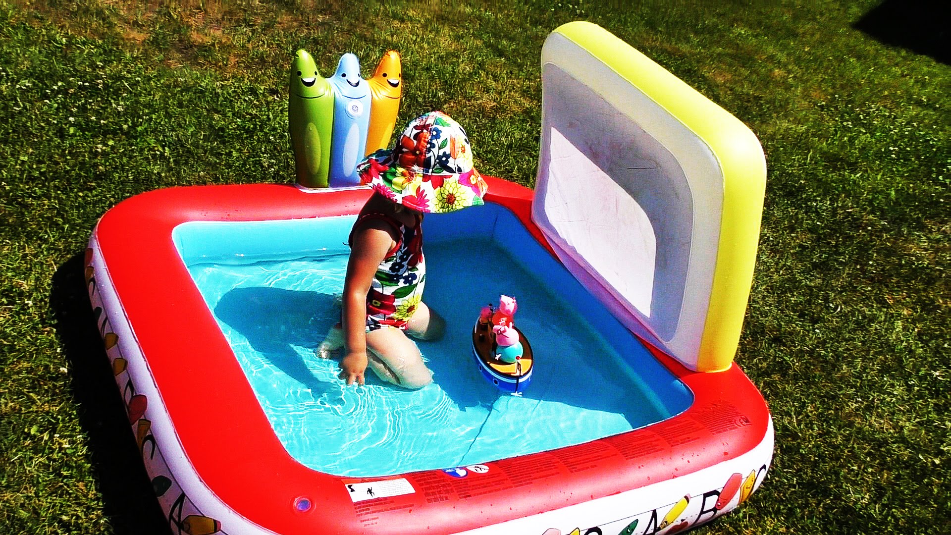 SVINKA-PEPPA-BASSEJN-S-KARANDASHAMI-Svinka-Peppa-Na-Russkom-Peppa-Pig-in-Pool-Peppa-Pig-for-Kids