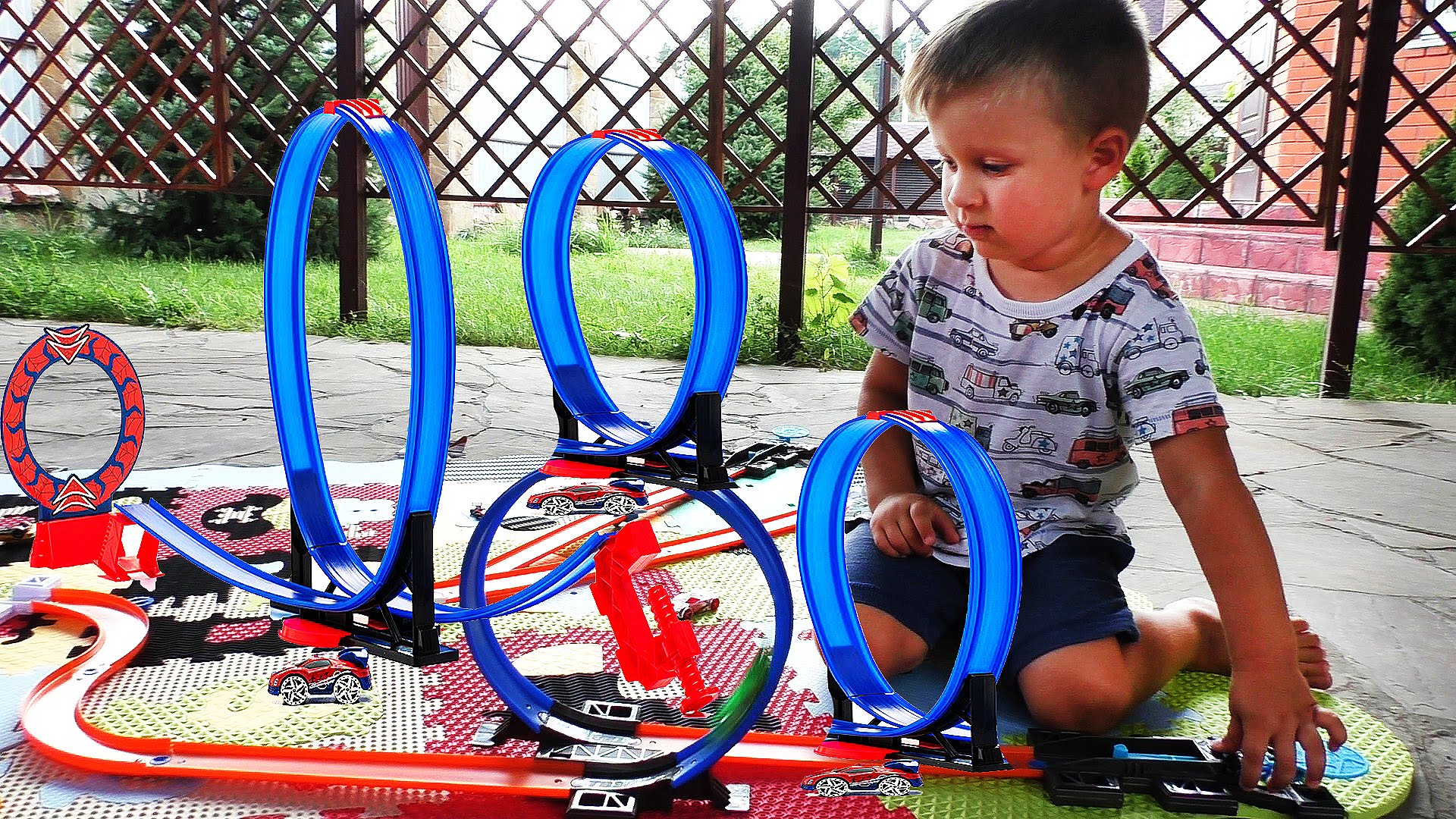 Mashinki-HOT-VILS-Trek-Hot-Wheels-Track-unboxing-Hot-Wheels-Sars-Mashinki-dlya-Detej