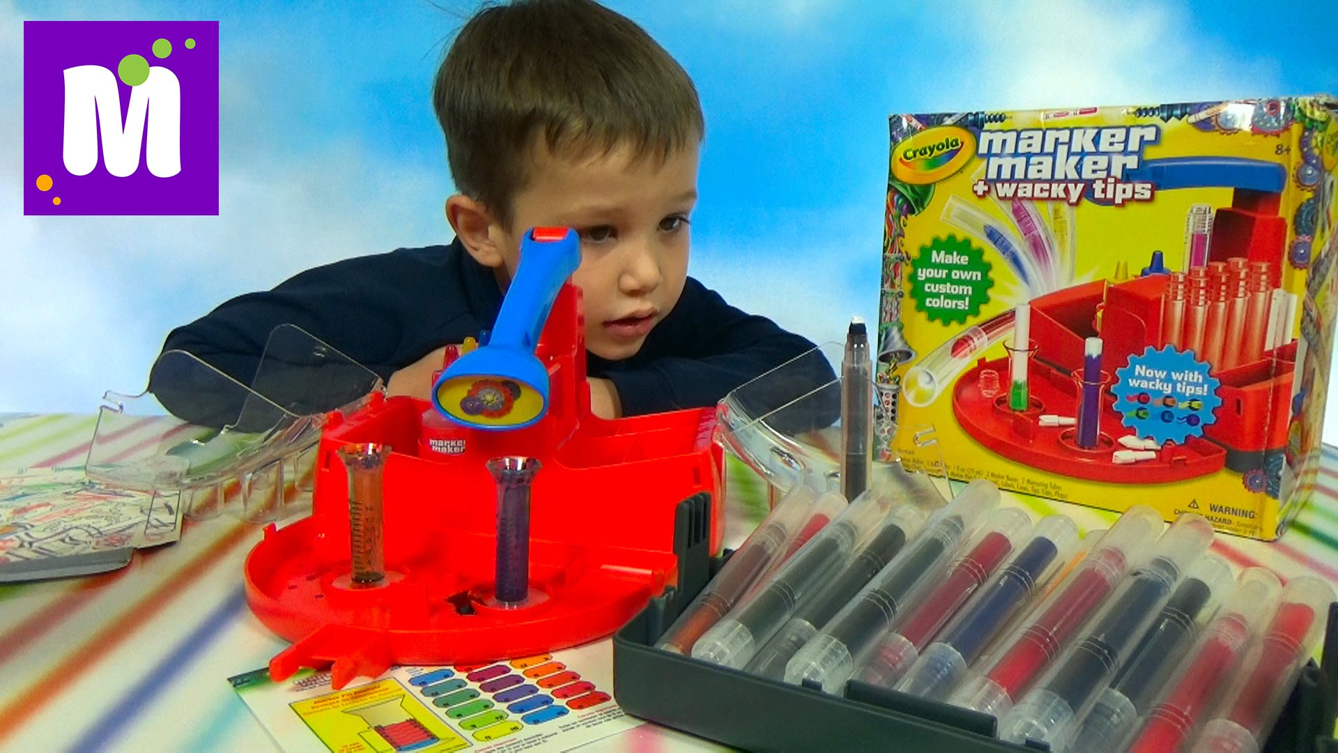 Delaem-flomastery-Krajola-sami-raspakovka-nabora-Marker-Maker-Crayola-DIY-unboxing-set