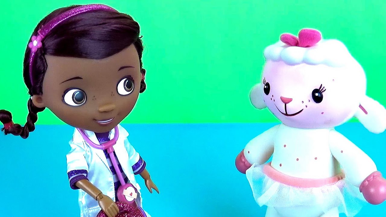 Doktor-Plyusheva-vse-serii-podryad.-Kukly-dlya-devochek.-Doc-McStuffins-suitcase-set-playing-toys-doll