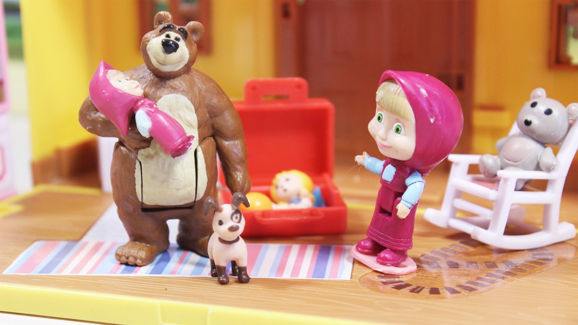 Masha-udivlyaet-prikolami.-Sbornik-multfilmov-Masha-i-Medved