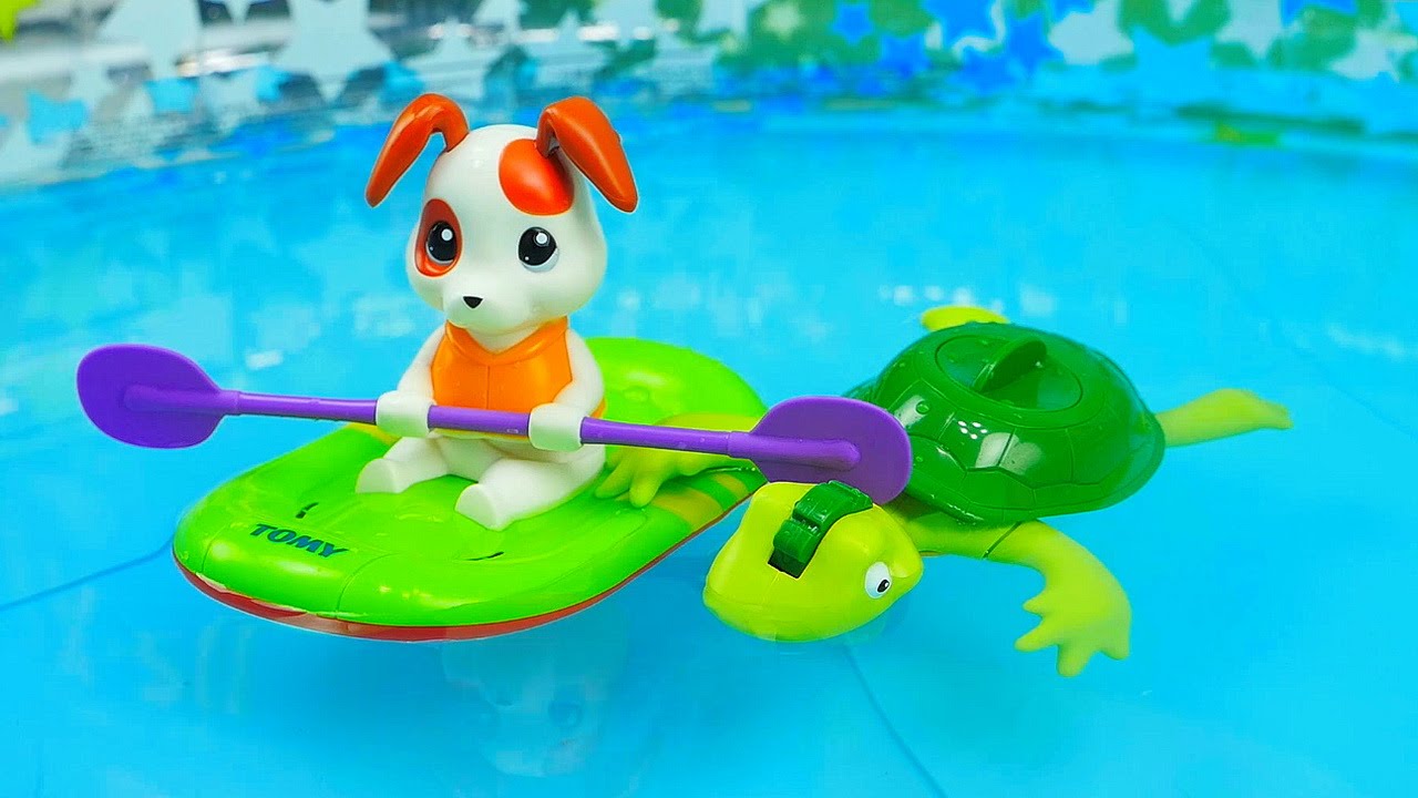 Vodnye-igrushki-kotorye-umeyut-plavat.-SHHenok-v-lodke-i-CHerepashka.-Igrushki-dlya-BASSEJNA-i-VANNOJ