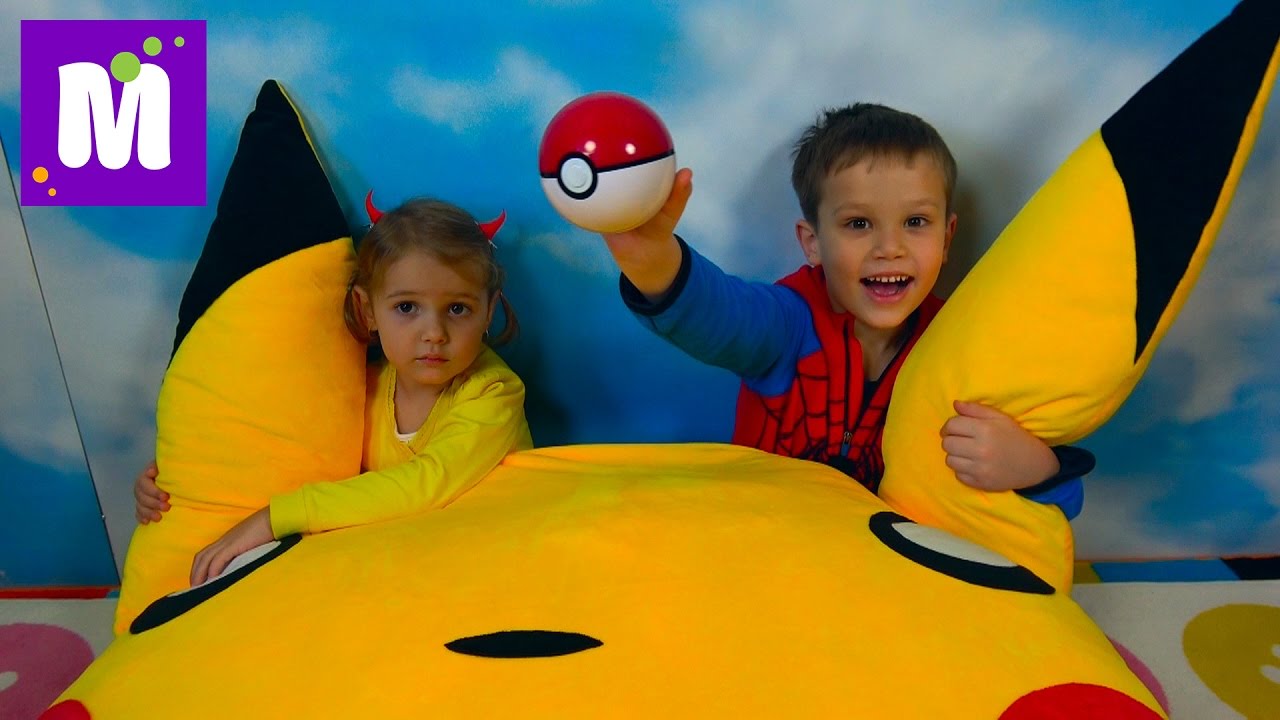 Pokemon-Go-CHellendzh-na-mashinah-Malchiki-protiv-devochek-Igrushki-iz-MakDonalds