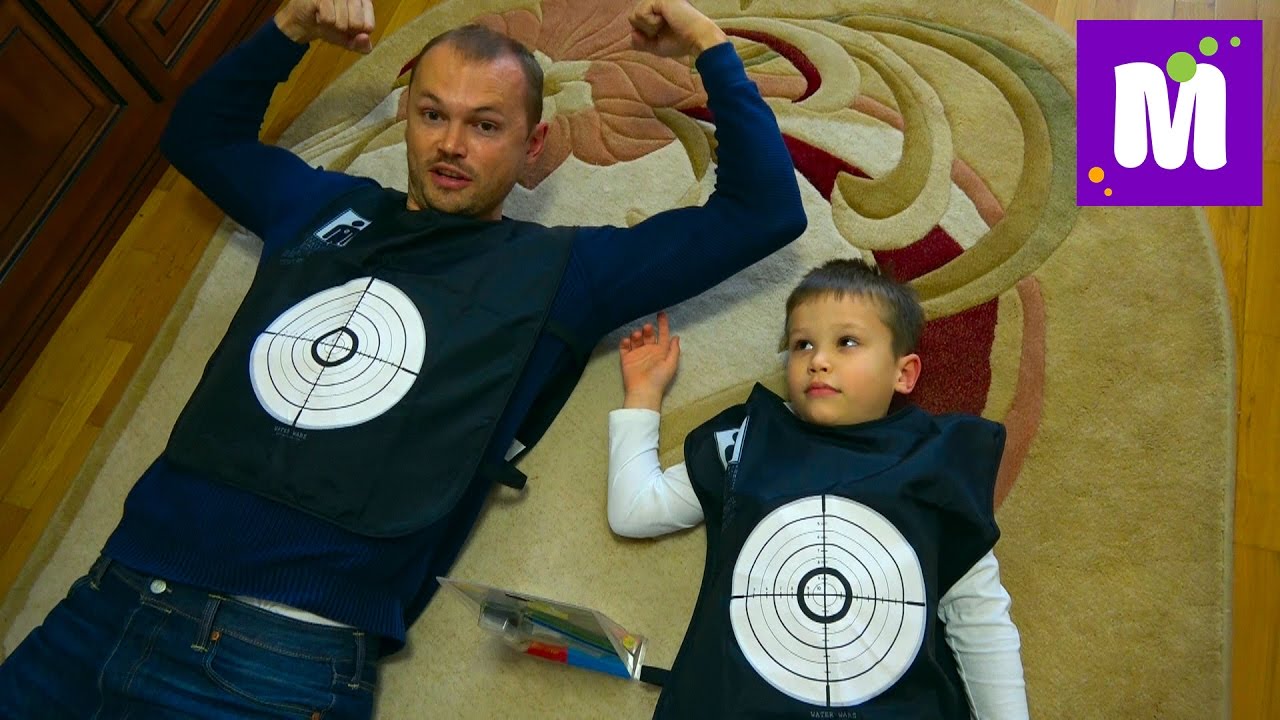 Strelba-po-krovavym-tselyam-OREO-v-znak-peremiriya-i-Snimaem-otpechatki-paltsev-s-oruzhiya-prestupnika