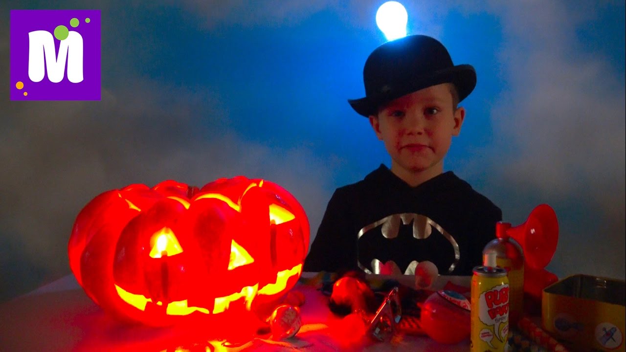 Tykva-so-zmeyami-i-krov-v-banochke-Ballon-s-vonyuchkoj-Prikoly-na-Hellouin