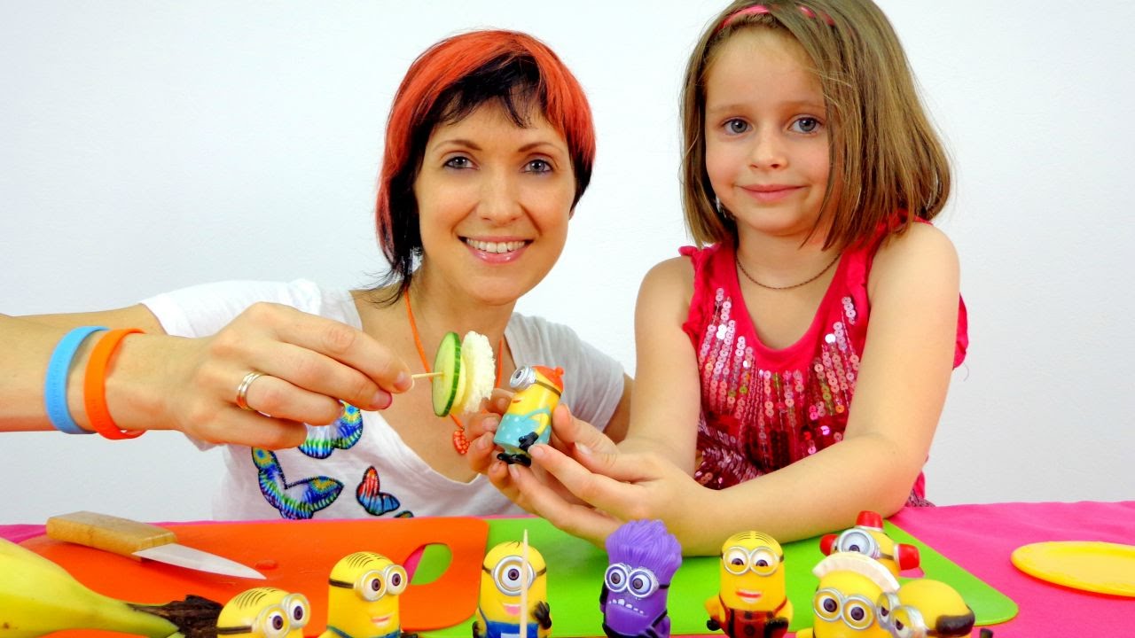 Igry-dlya-devochek.-MINONY-i-buterbrody.-Video-dlya-detej-Gotovim-edu