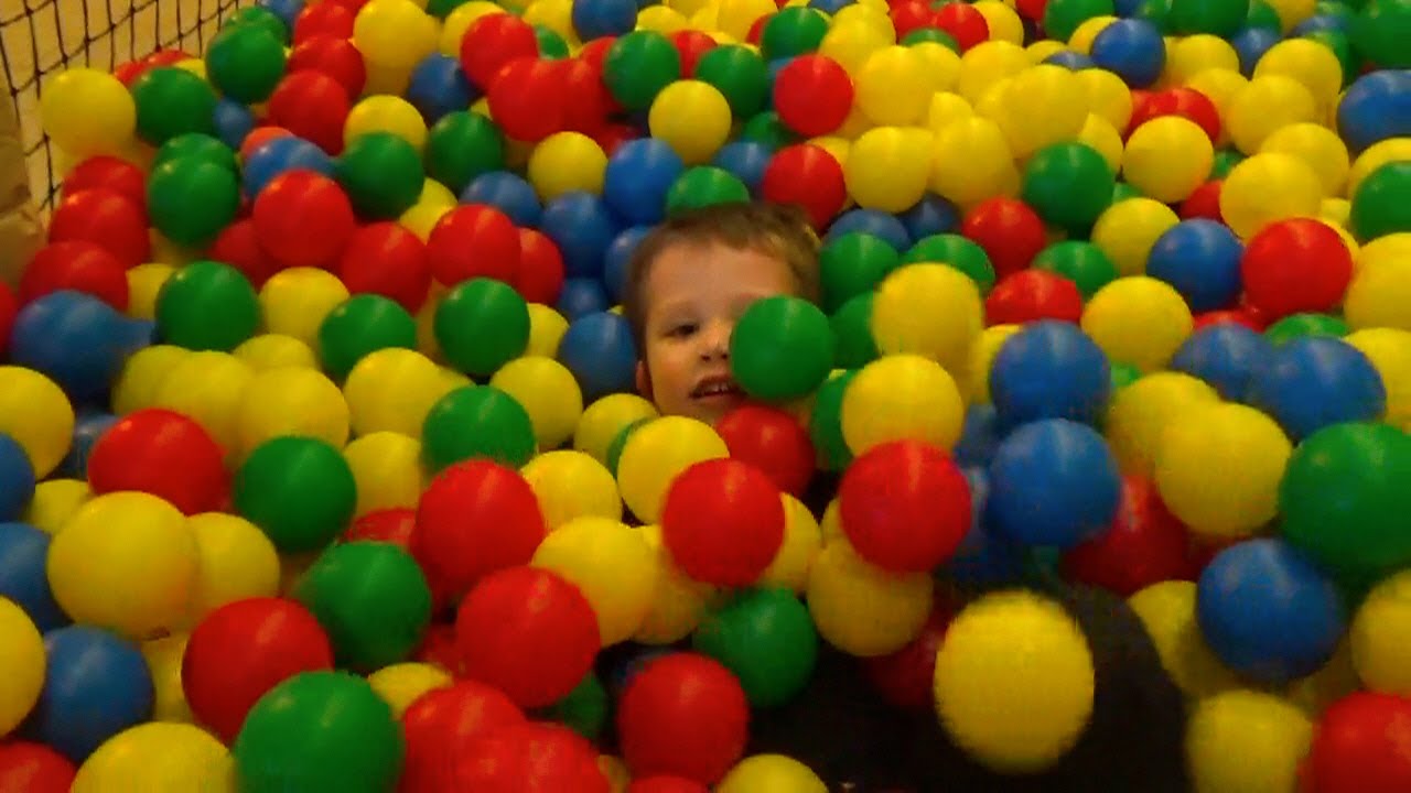 Kak-ya-provel-den-Hot-Wheels-jouets-Aventure-Padingtona