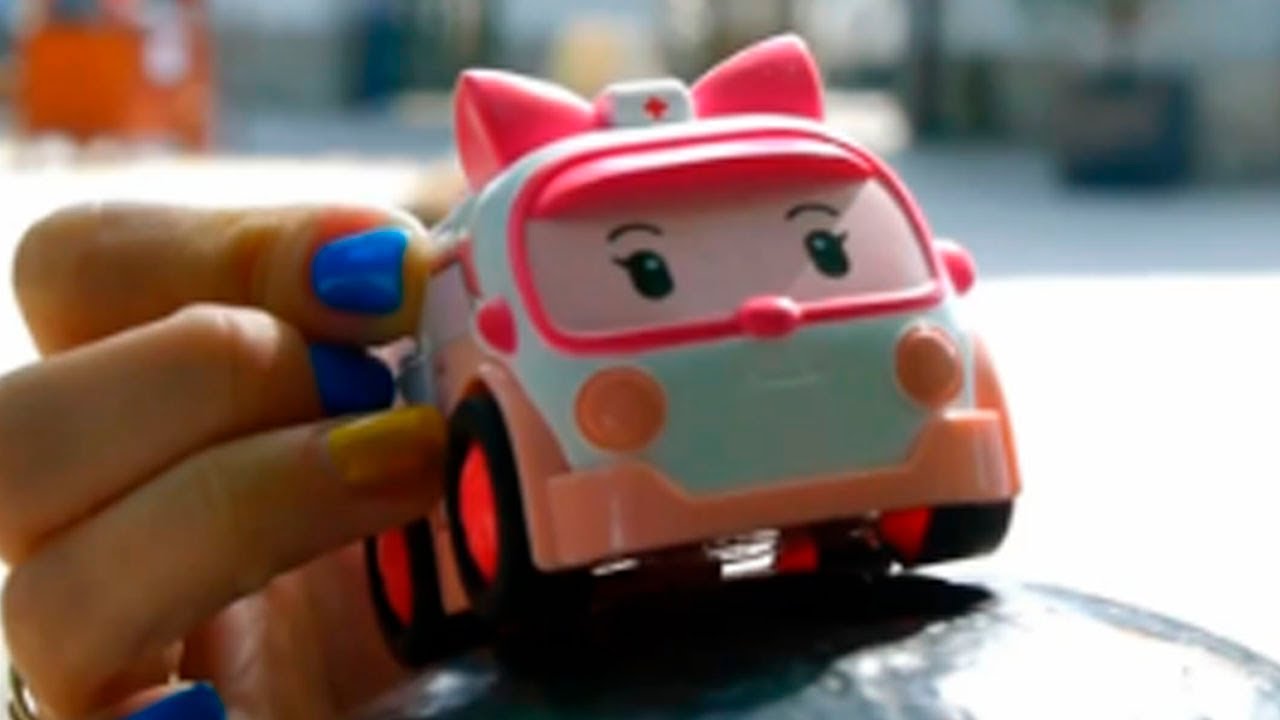 Multfilmy-dlya-detej.-Mashinki-Robokar-Poli-v-Zooparke