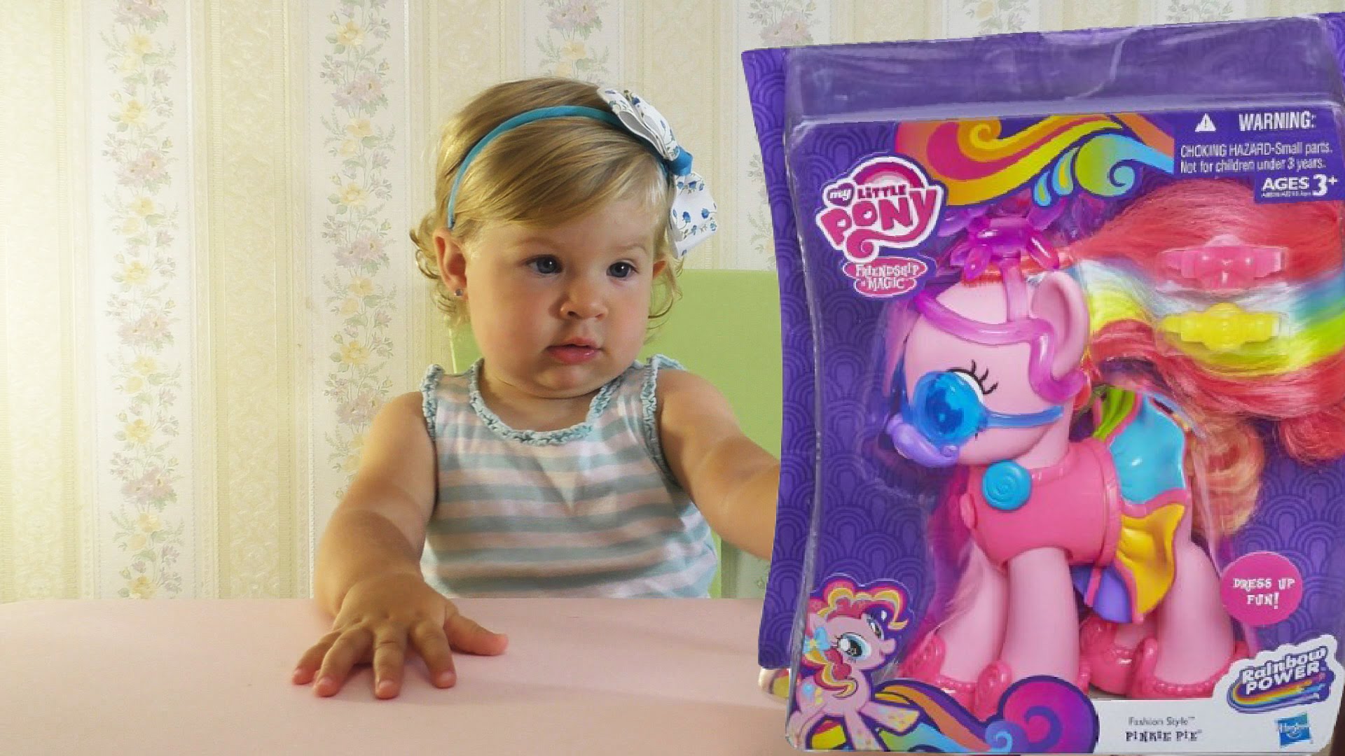 My-Little-Pony-Pinki-Paj-otkryvaem-i-igraem-Druzhba-eto-chudo-Moj-Malenkij-Poni-Pinkie-Pie