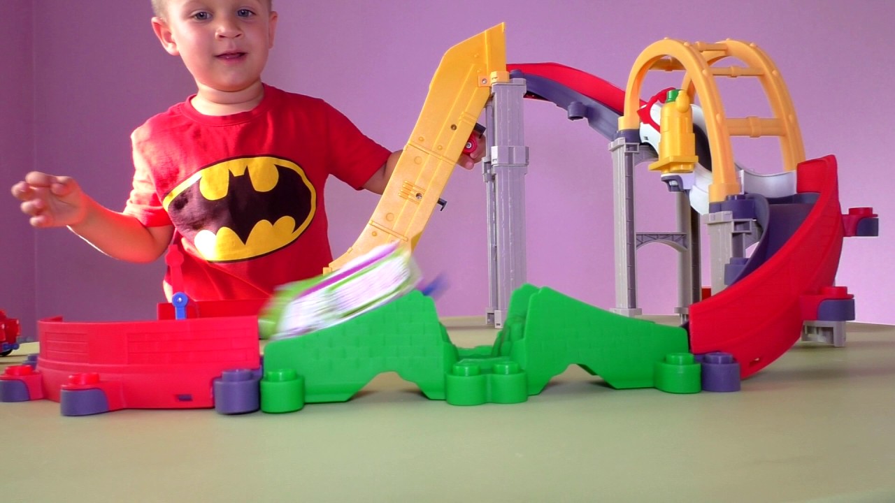 VESELYE-PAROVOZIKI-i-Krutye-GORKI-CHAGGINGTON-Chuggington-new-Toys-Trains-Parovoziki-iz-CHaggingtona