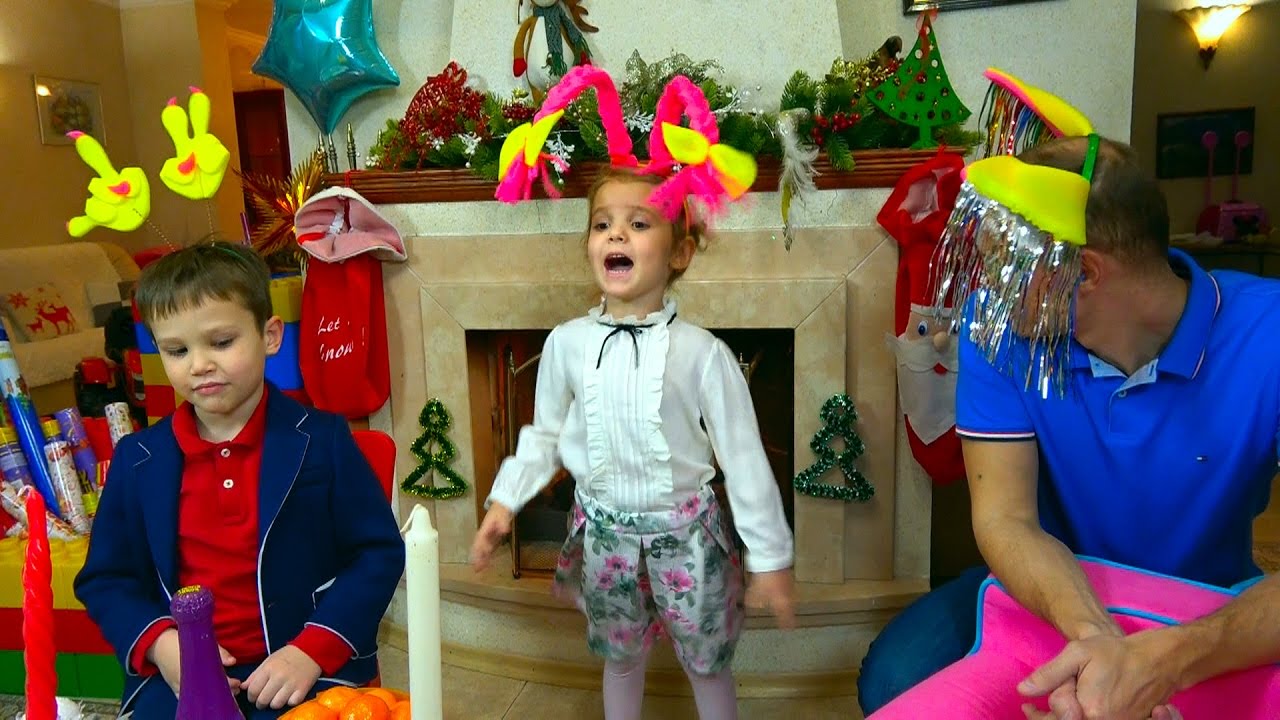 Novogodnij-stol-CHellendzh-Malchiki-VS-Devochek-Pozdravleniya-s-Novym-2017-Godom