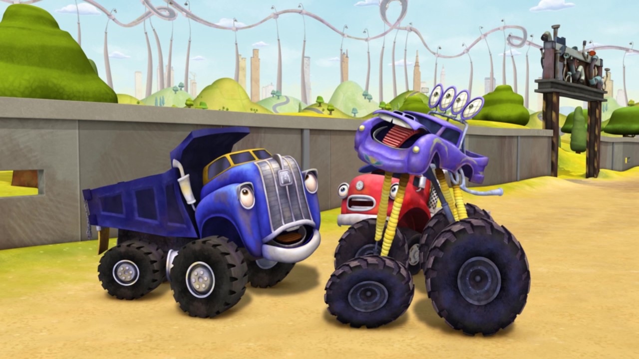 TRAKTAUN-Rouzi-stroitelnitsa-Multiki-pro-mashinki-i-gruzoviki