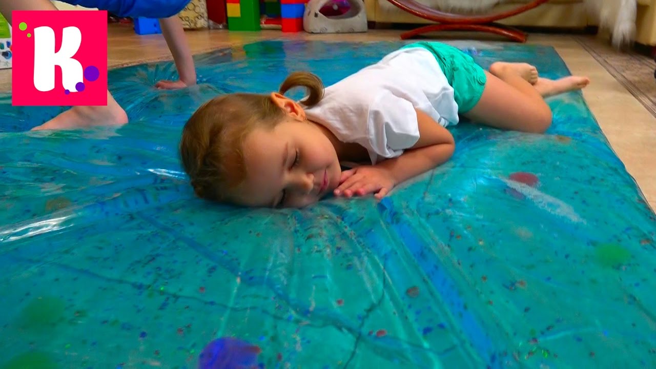 Vodyanoj-matrats-DIY-s-ORBEEZ-delaem-sami-Koshechka-Murka-prodyryavila-kogtyami-Water-Blob-Tutorial