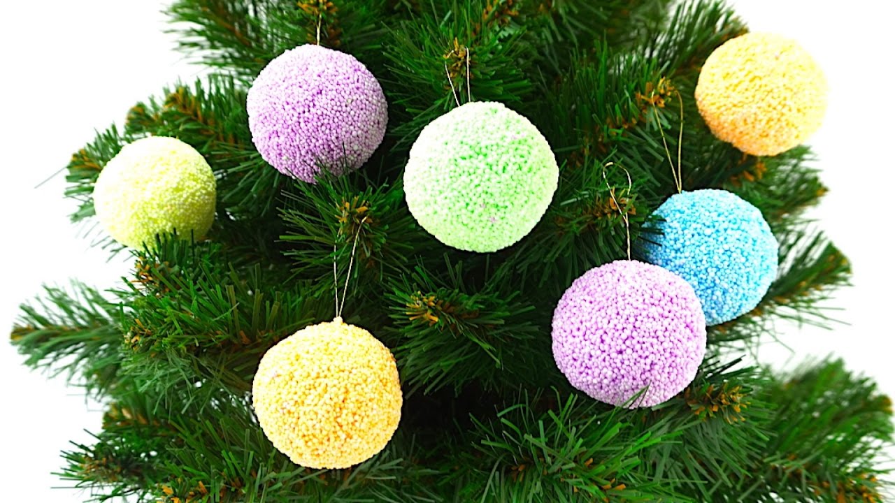 Novogodnie-syurprizy-iz-sharikovogo-plastilina.-Syurprizy-na-elke.-Igrushkin-TV