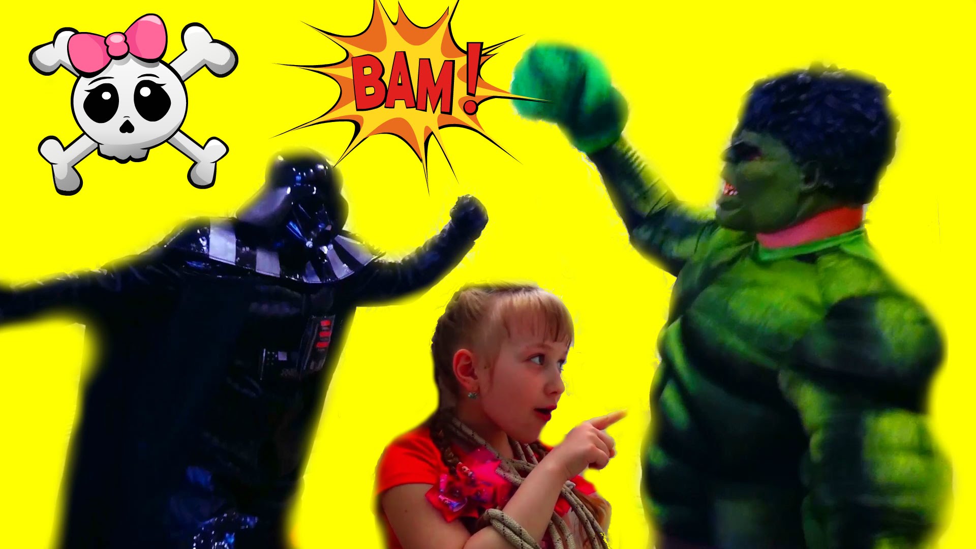 PRANK-Dart-Vejder-napal-na-Anyutku-Bassejn-s-raznotsvetnymi-sharikami-Halk-spasaet-devochku-ot-zlodeya