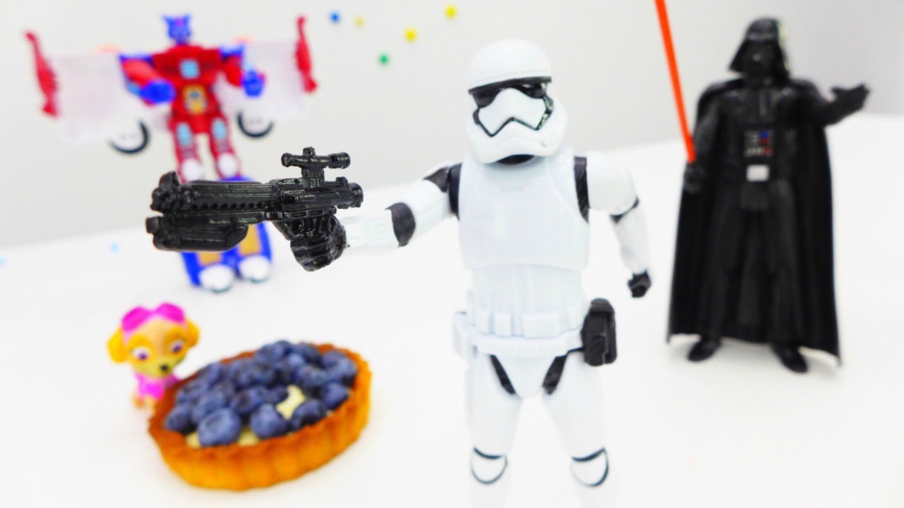 SHHENYACHIJ-PATRUL-i-Star-Wars-Video-s-igrushkami-Dart-Vejder-napal-na-bazu-SHHenyachego-Patrulya