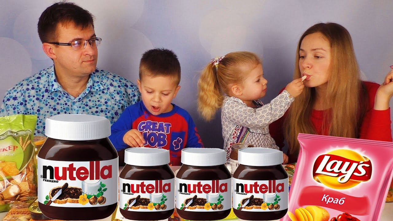 Smeshnoj-CHELLENDZH-NUTELLA-Kushaem-Selyodku-i-SHproty-s-SHokoladom-Video-dlya-Detej-Challenge-Vizov-Prinyat