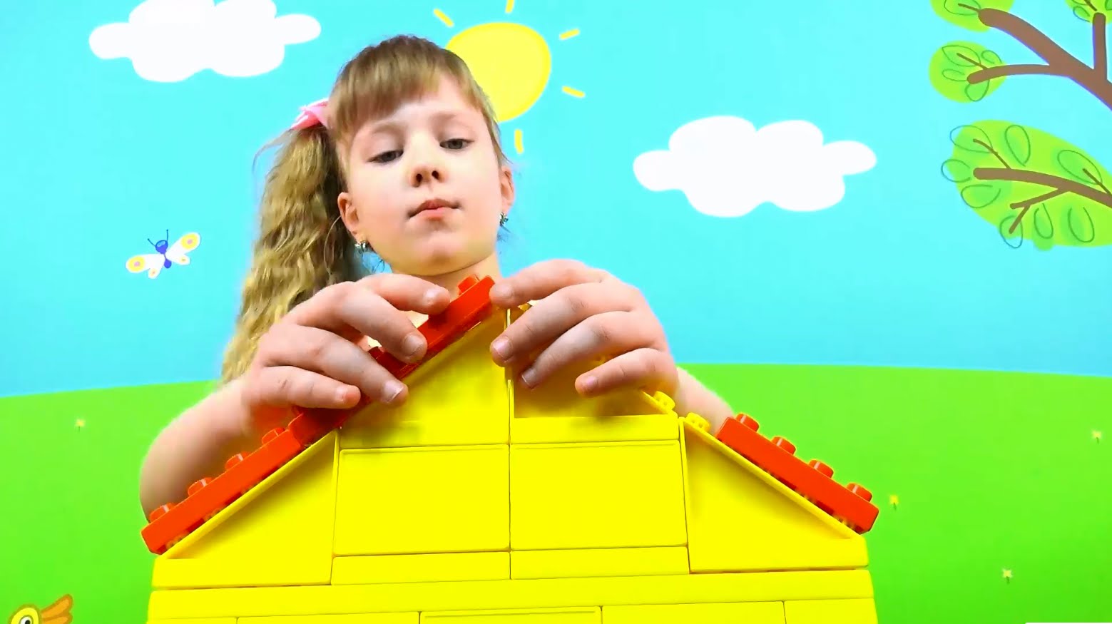 Svinka-Peppa-Konstruktor-Lyubimyj-domik-Peppy-Igrovoj-nabor-Sobiraem-igraem-Peppa-Pig-house