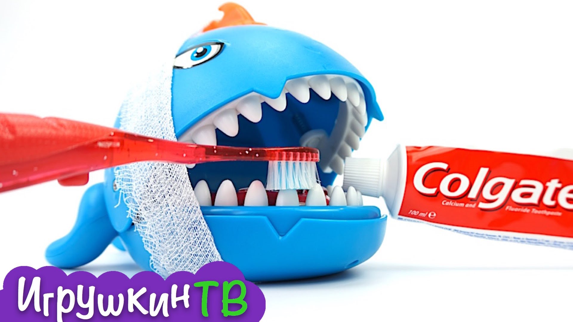 Svinka-Peppa-multik-s-igrushkami.-Peppa-igraet-v-doktora-s-ZUBASTIKOM-FEDEI