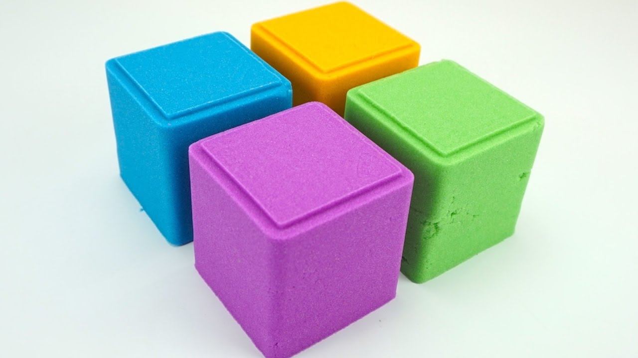 Syurprizy-iz-kineticheskogo-peska-Igrushki-iz-multikov-Svinka-Peppa-Doktor-Plyusheva-Golovolomka