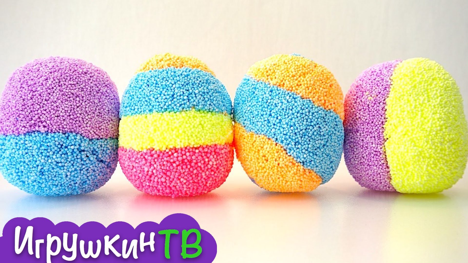 Syurprizy-s-geroyami-multika-Minony.-Otkryvaem-neobychnye-syurprizy-iz-plastilina