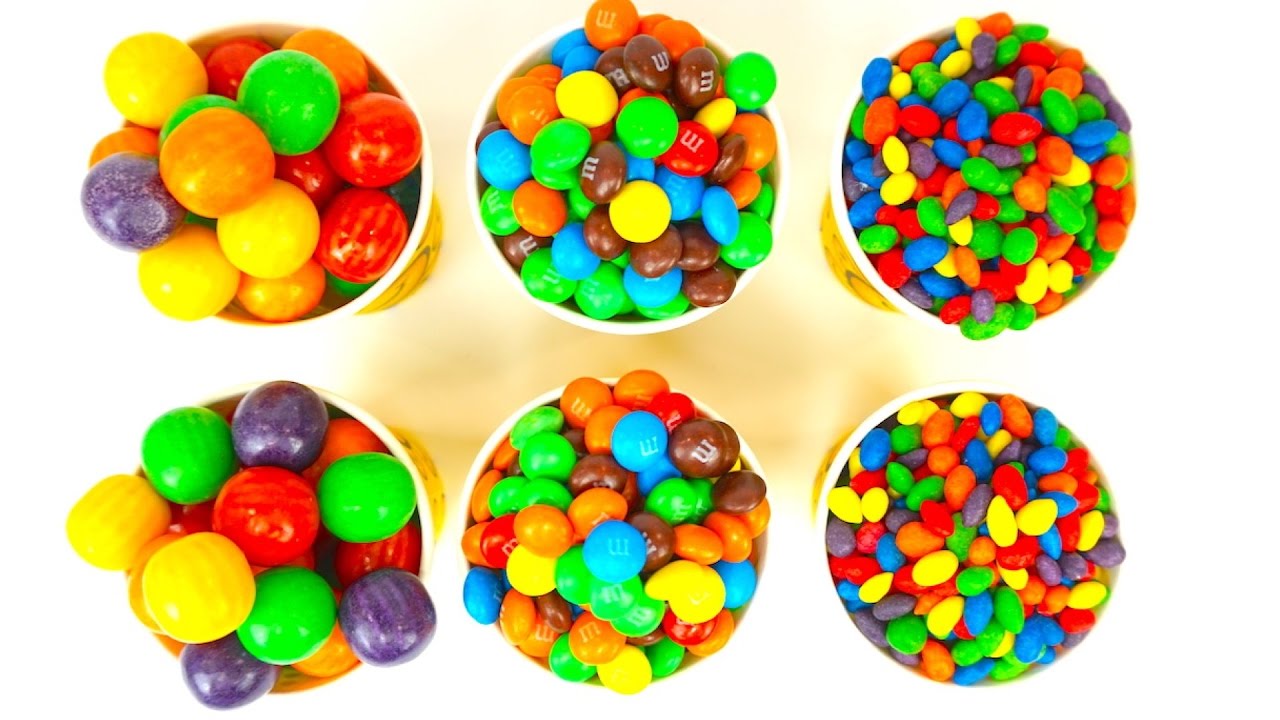 Syurprizy-v-stakanchikah-Gubka-Bob-EverAvterHai-Lav-is-Am-Nyam-Igrushkin-TV