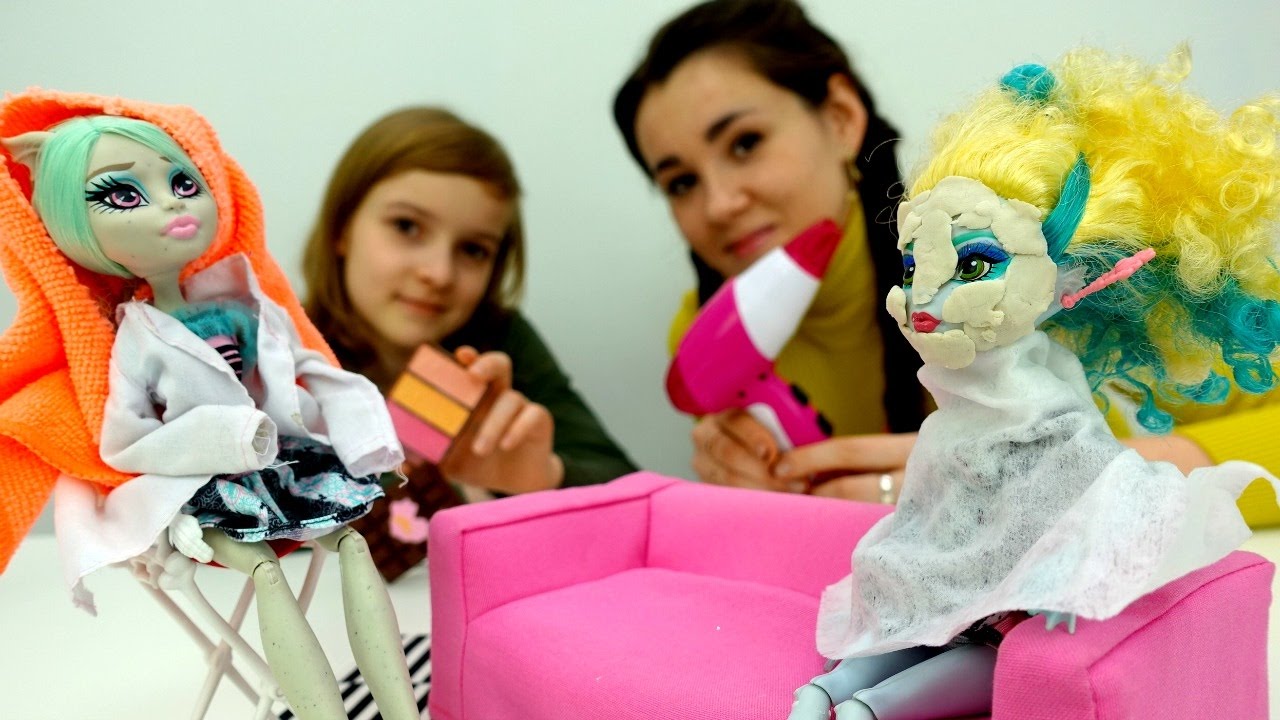 Vecherinka-MONSTER-HAJ-Odevalki-i-UZHASNYE-BRASLETY-ko-Dnyu-Valentina