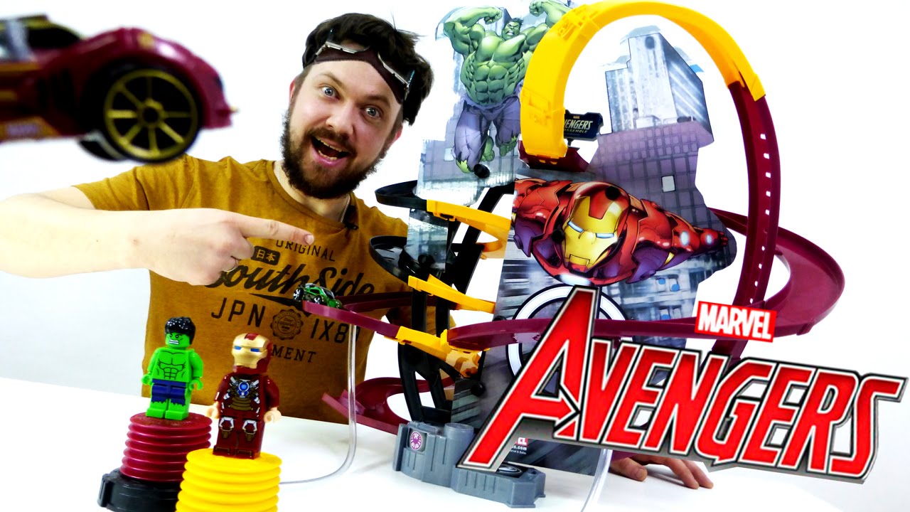 Video-dlya-detej-Garazh-Aleksa-Halk-vs-ZHeleznyj-chelovek.-Gonki