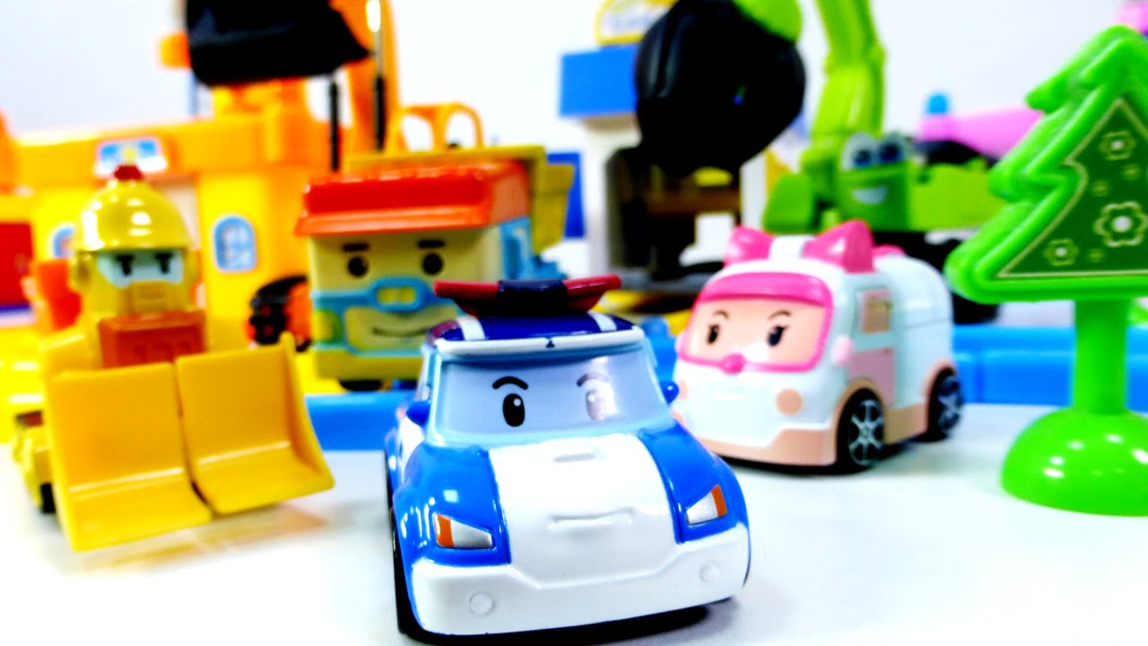 Video-dlya-detej-ROBOKAR-POLI.-Ekskursiya-po-gorodu-Brums.-Poli-i-ego-druzya