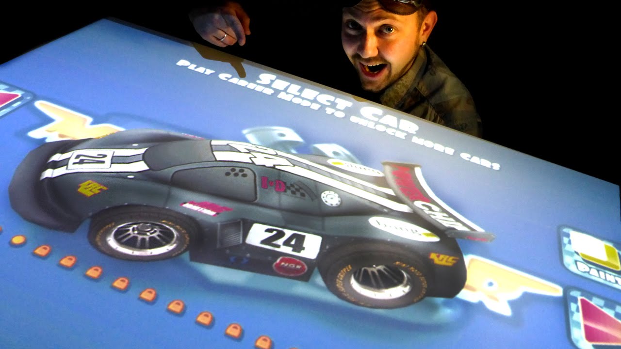 Video-dlya-detej-garazh-Aleksa-Virtualnyj-trek.-Gonki.-Igry-dlya-malchikov