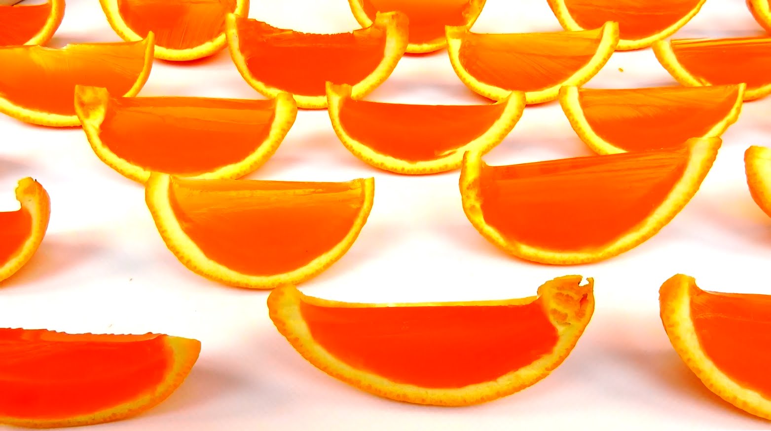 ZHelejnyj-apelsin-Delaem-sami-How-To-Make-GUMMY-JELLO-CANDY