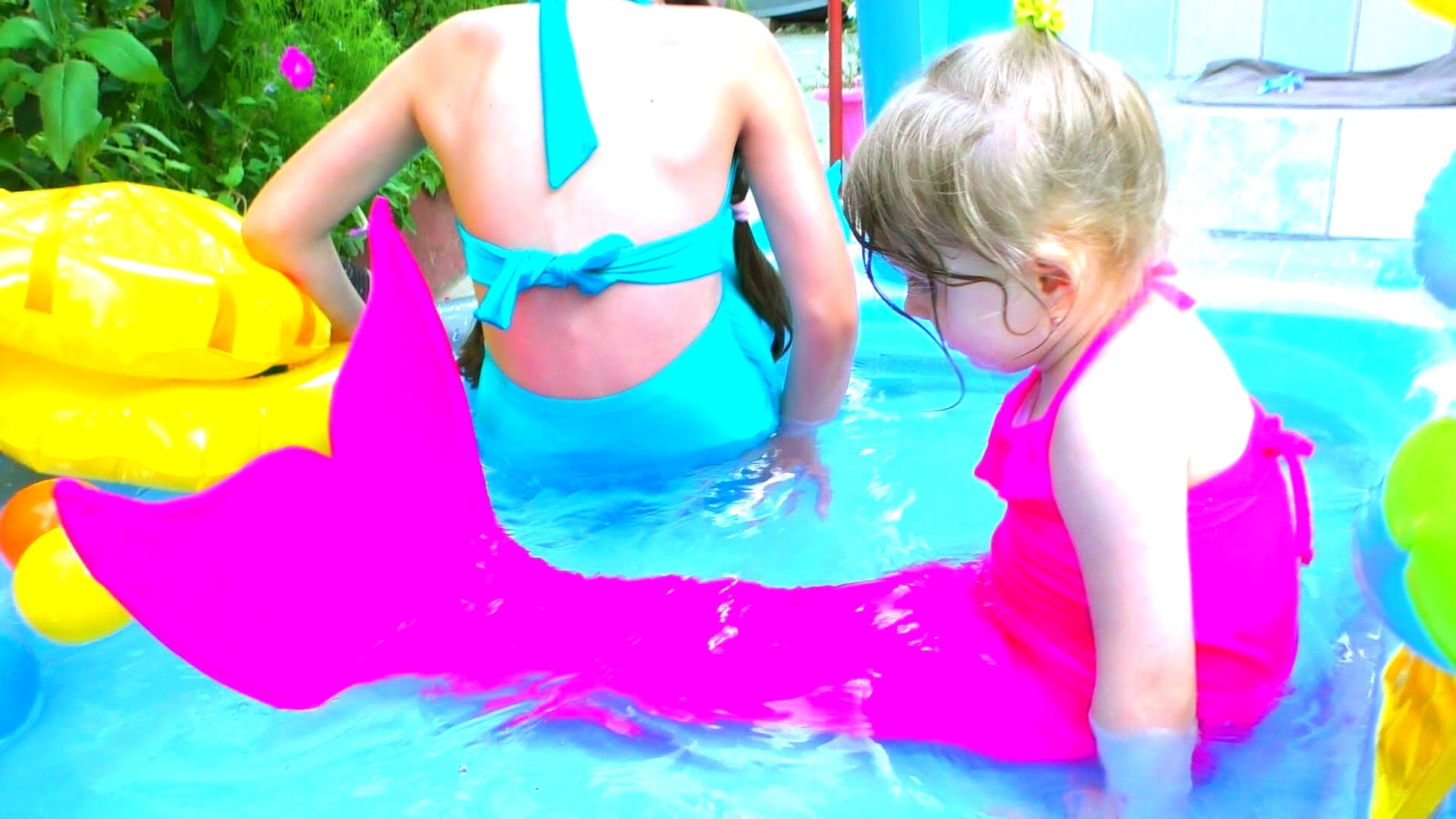 Bassejn-Zamok-dlya-Rusalok-Perevoploshhaemsya-v-Rusalok