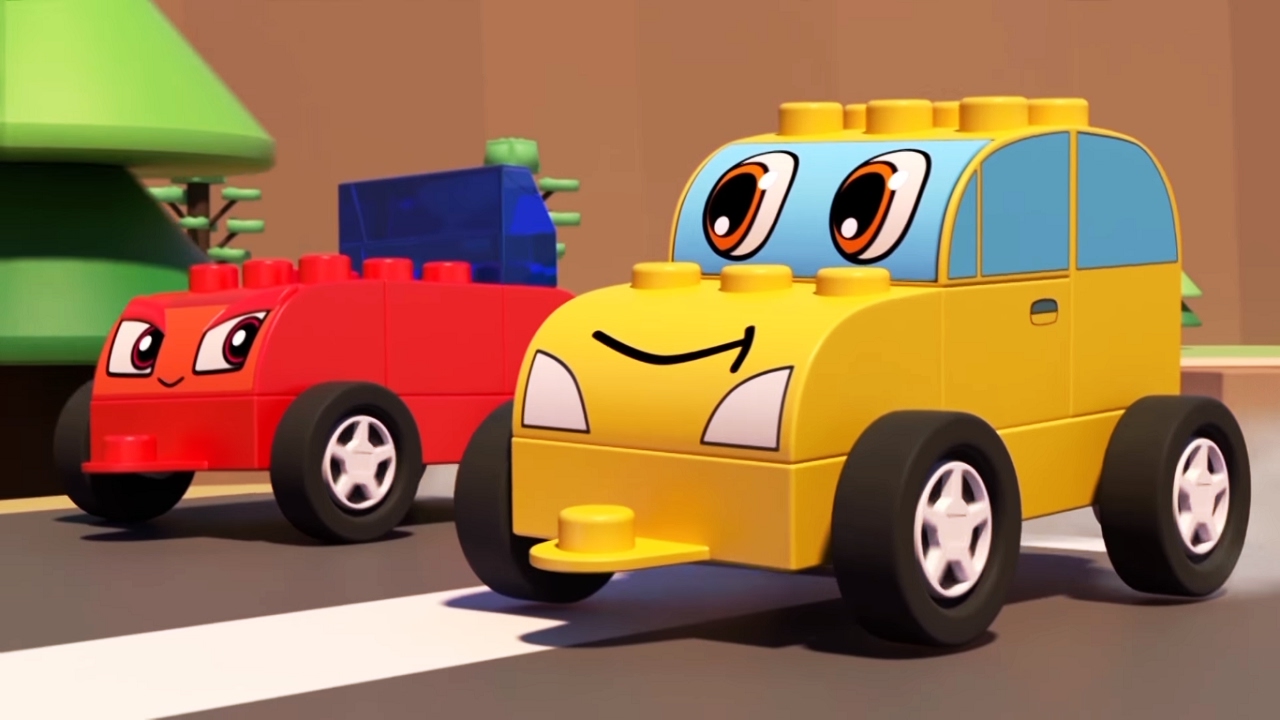 CHiCHiLend-Dlinnyj-poezd-Multiki-pro-mashinki-i-parovoziki-Igraem-s-konstruktorom