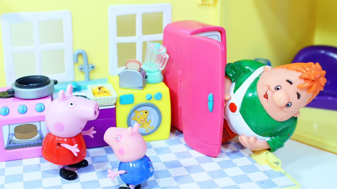 Karlson-i-privedenie-v-dome-svinki-Peppy.-Multik-iz-igrushek