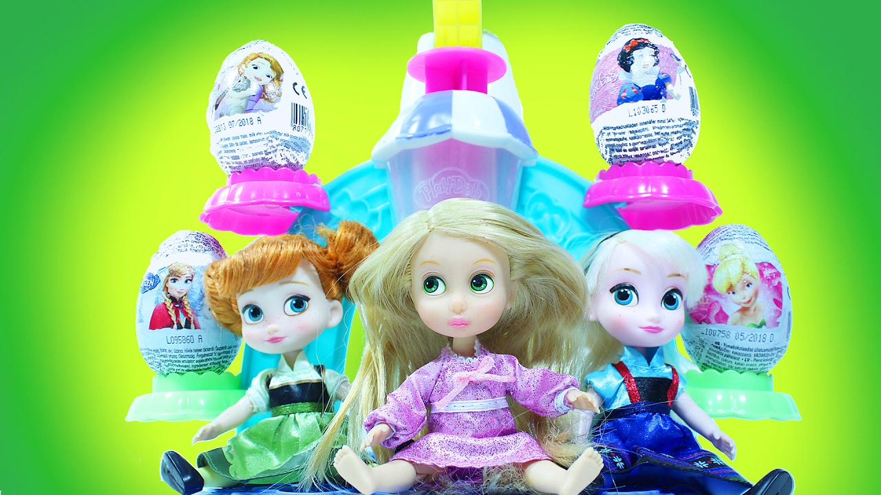 Multik-iz-igrushek.-Malenkie-kukly-edut-na-fabriku-syurprizov