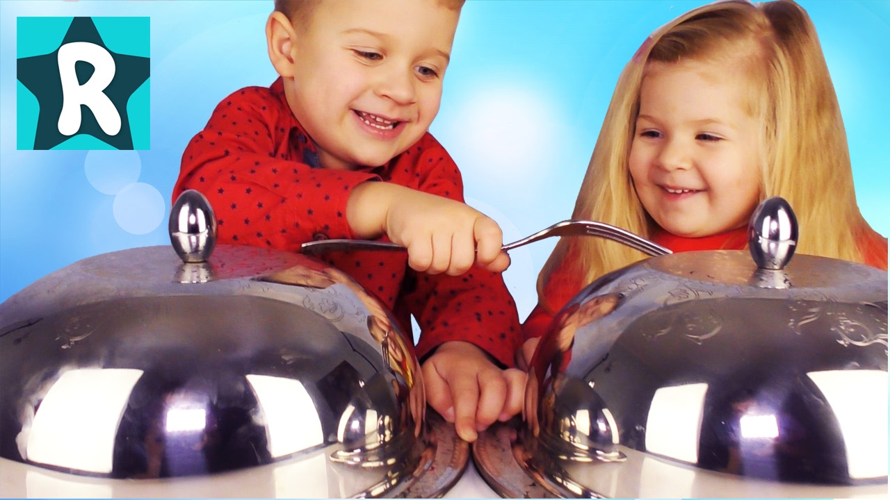 Obychnaya-Eda-protiv-SHOKOLADA-CHellendzh-Real-Food-vs-Shocolate-Food-as-a-Gummy-Food-Candy-Challenge