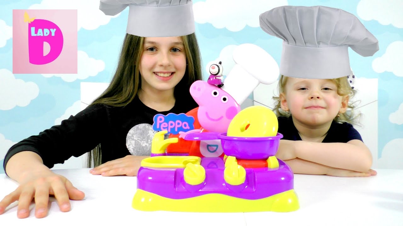 Svinka-Peppa-Kuhnya-Raspakovka-kuhni-Svinka-Peppa