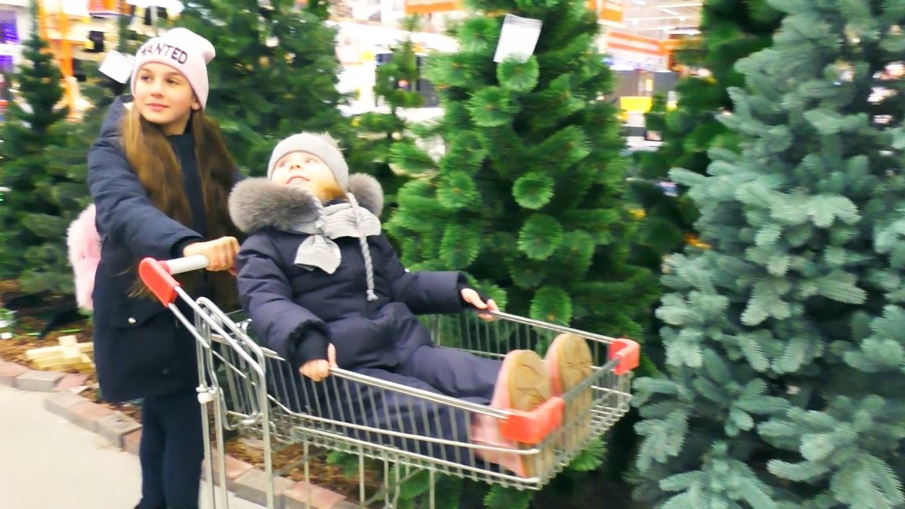 VLOG-Edem-v-magazin-Vzryvaem-Salyuty-Pokupaem-igrushki-Dlya-detej-KIDS-Children