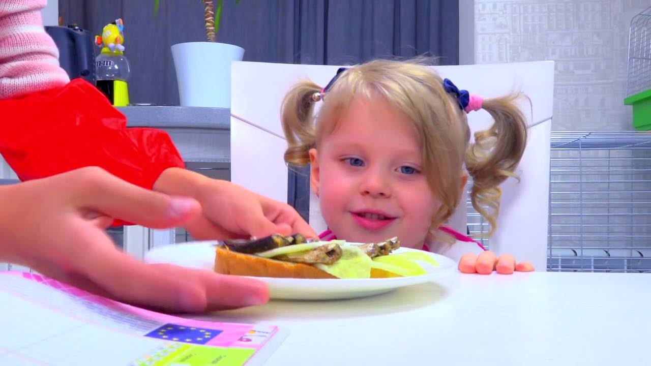 VREDNAYA-MALYSHKA-V-KAFE-Dlya-detej-KIDS-Children-Maks-iz-multiki-Tajnaya-zhizn