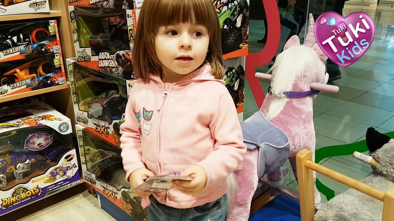 VLOG-SHoping-v-magazine-igrushek-delaem-pokupki-Shopping-in-kids-toys-store