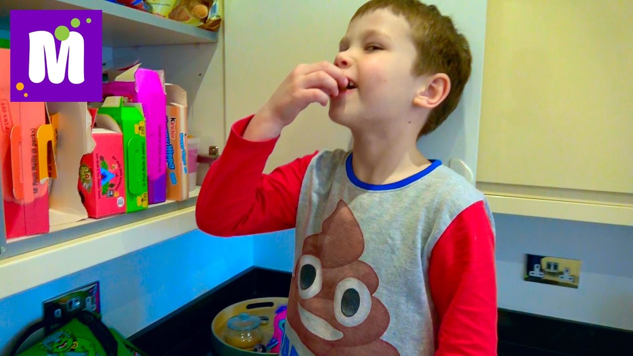 VLOG-Utro-bez-mamy-Sobiraemsya-v-shkolu-sami-Otkrytyj-urok-po-baletu-u-Maksa-v-shkole-Novye-trenazhery